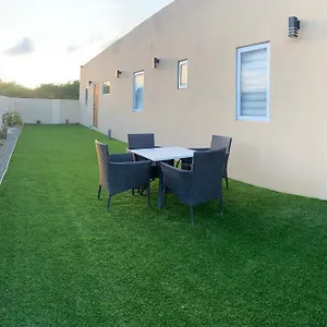 Paraguana Apartment Noord