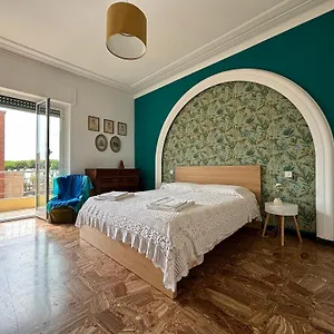 Casa Cele Centro Citta Vista Mare , Vintimille Italie